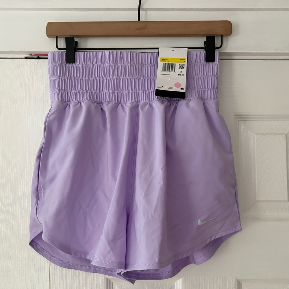 Nike Women's‎ Lavender Shorts